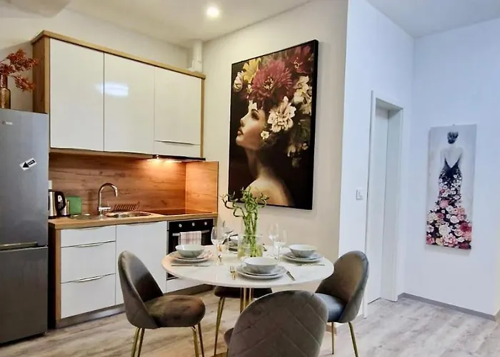 Cozy W Free Parking Apartamento *